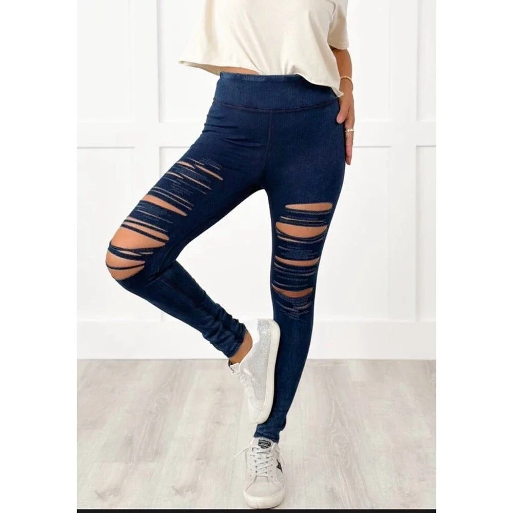 Jean jeggings womens size small fits 2-6 stretchy pants NEW distressed laser cut